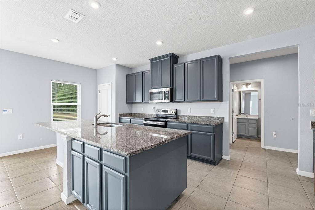 Tan Tara Trl, Jacksonville, FL 32221 #1