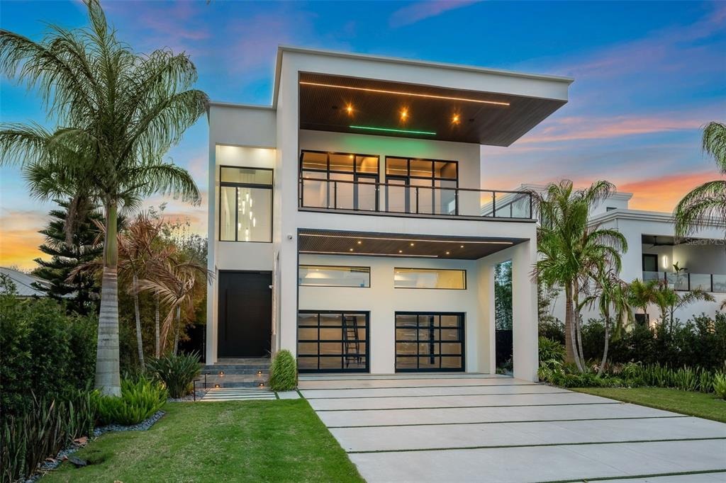 Peninsula Ave, New Smyrna Beach, FL 32169