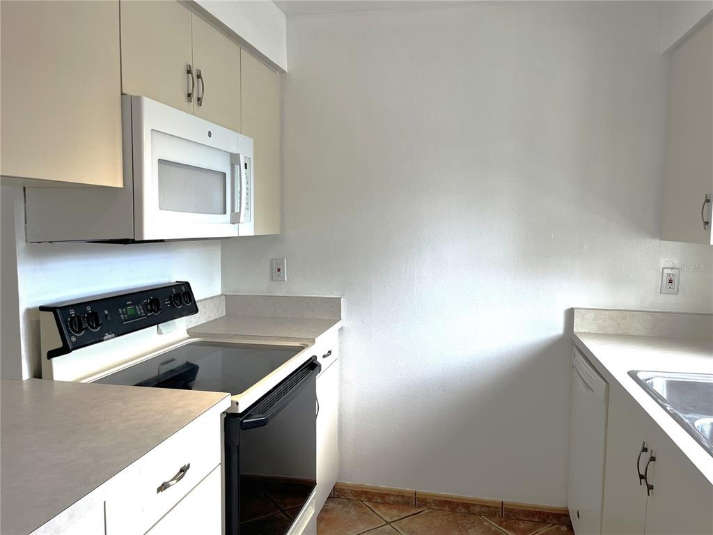 Hidden Lake Blvd, Sarasota, FL 34237 #1
