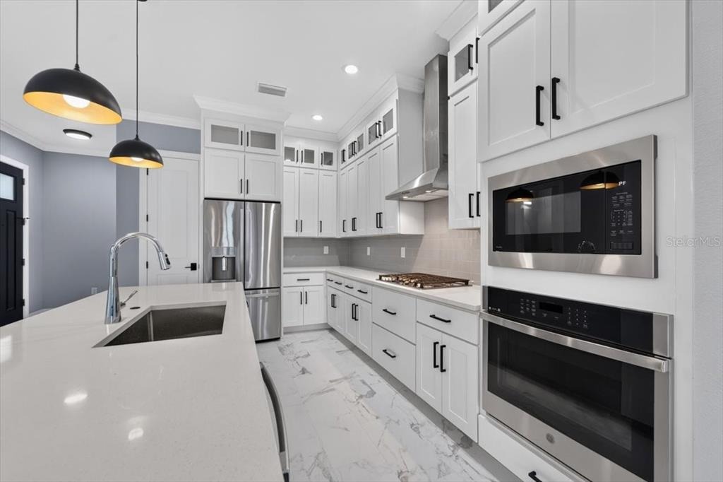 North A St, Tampa, FL 33609 #1