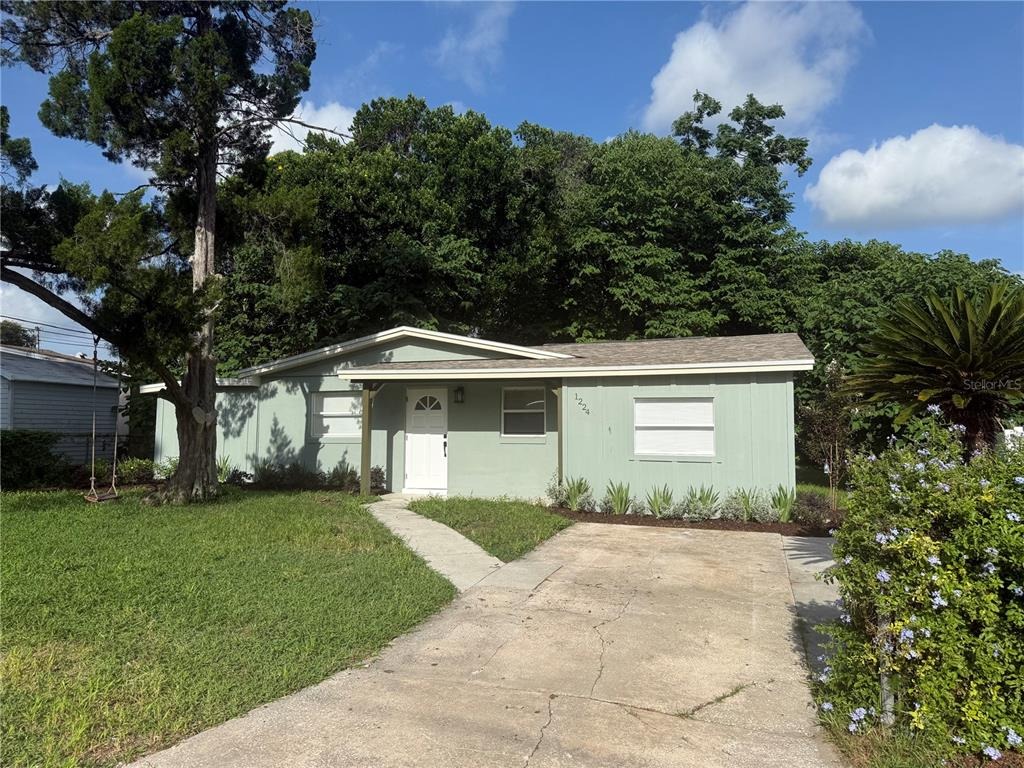 Helen St, Apopka, FL 32703