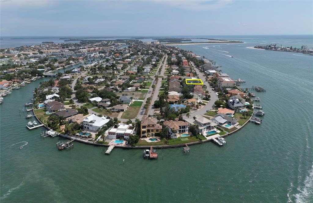 8th Ave, Tierra Verde, FL 33715