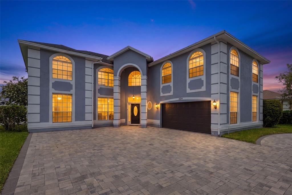 Hammock Dunes Pl, Orlando, FL 32828