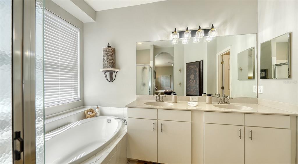 Creekside Trl, Sarasota, FL 34243 #1