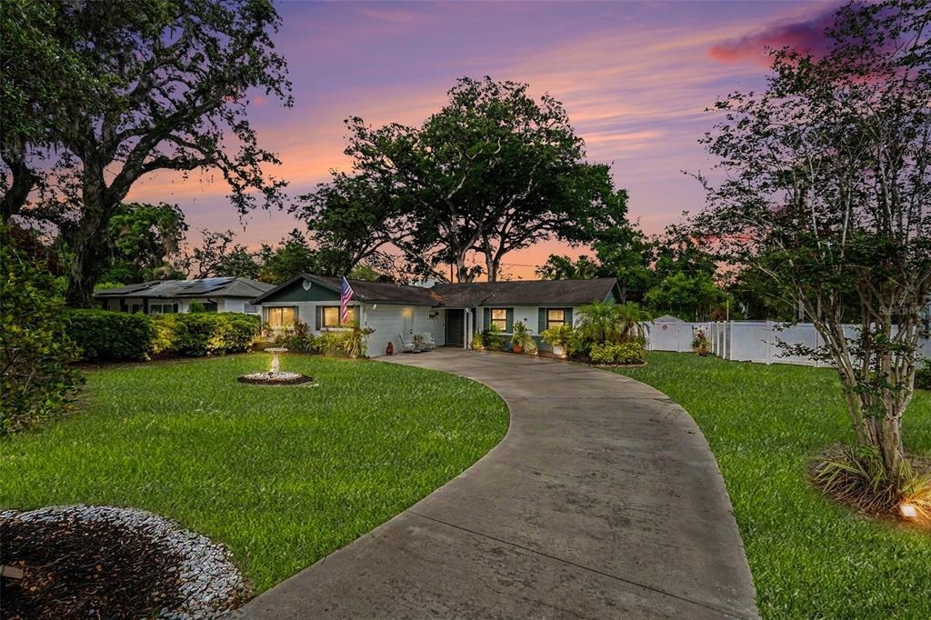 Ola Ave, Tampa, FL 33604