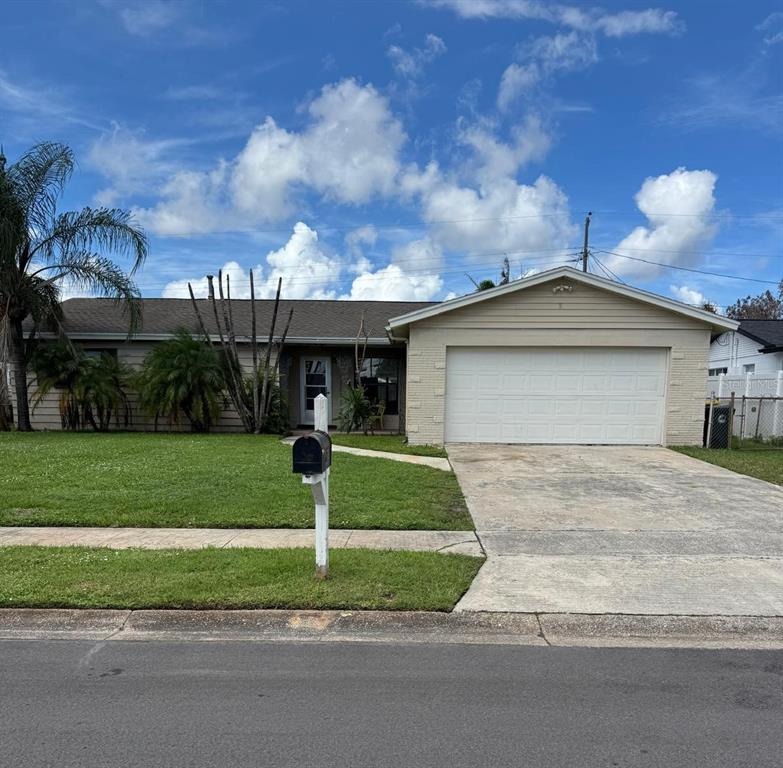 Nagle Dr, Rockledge, FL 32955