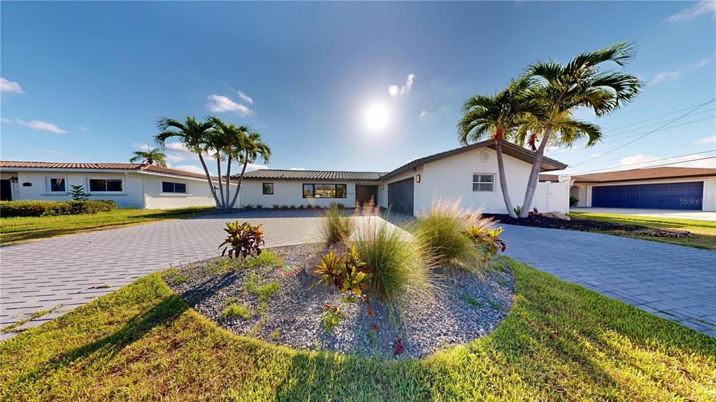 5th St, Treasure Island, FL 33706