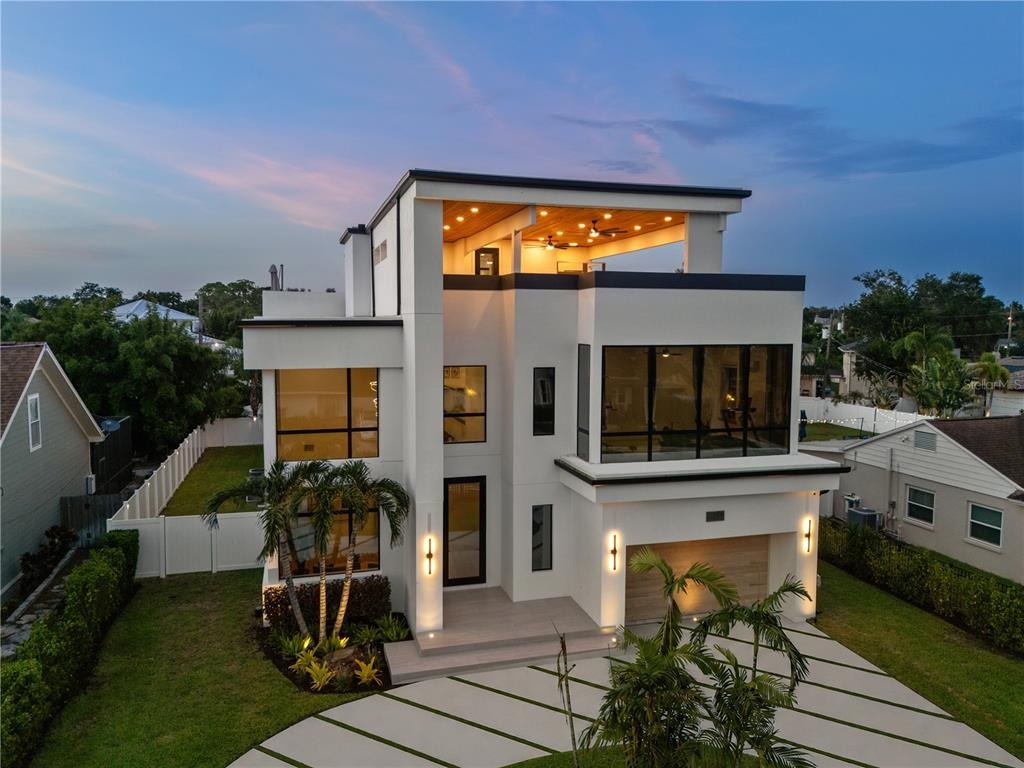 Watrous Ave, Tampa, FL 33629