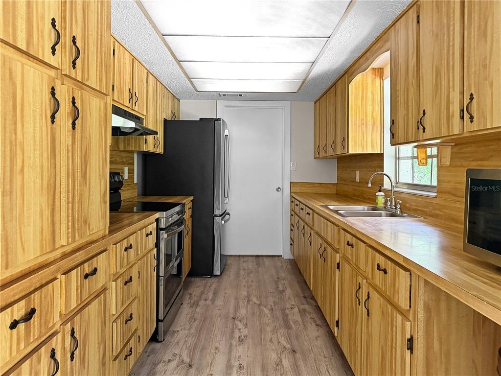 Virts Ave, Brooksville, FL 34604 #1