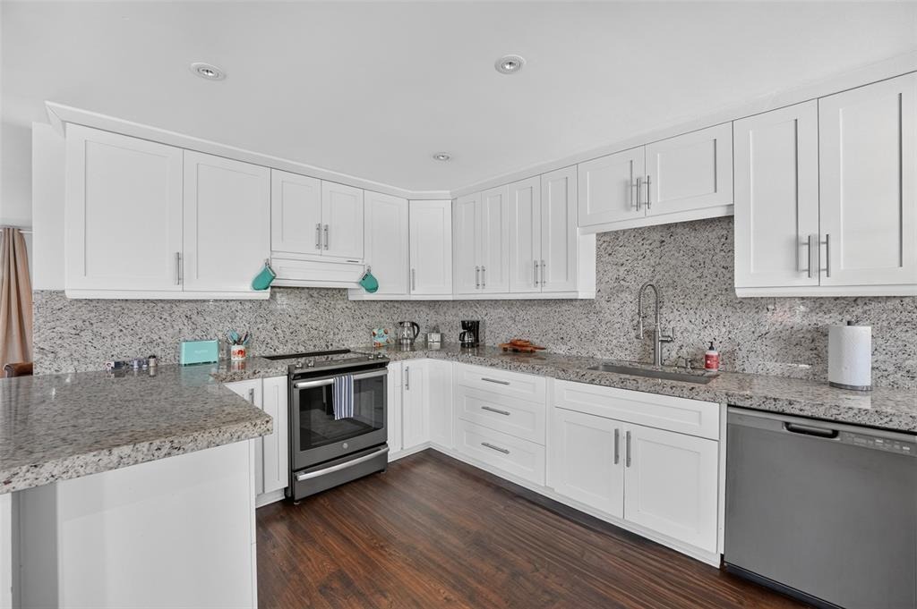 Sea Isle Cir, South Daytona, FL 32119 #1