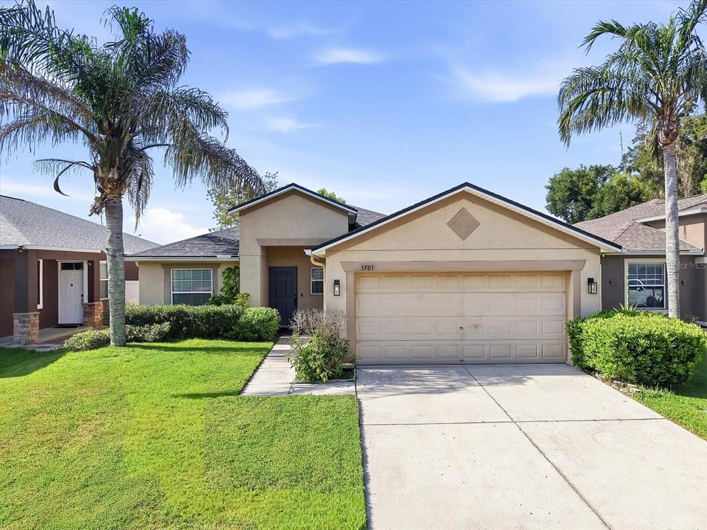 Madbury Cir, Lakeland, FL 33810