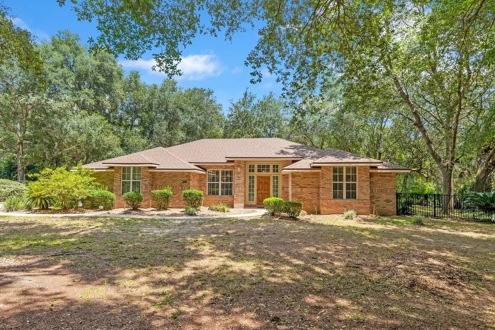 Crooked Tree Trl, Deland, FL 32724