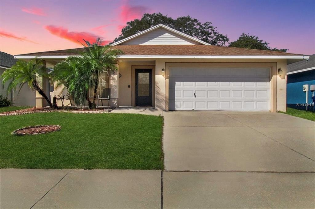 Winter Breeze Ln, Wimauma, FL 33598