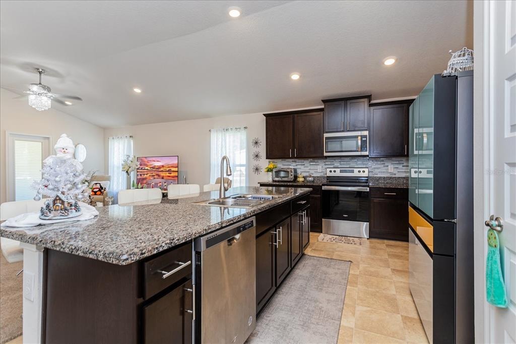 Hudson Valley Dr, Kissimmee, FL 34759 #1