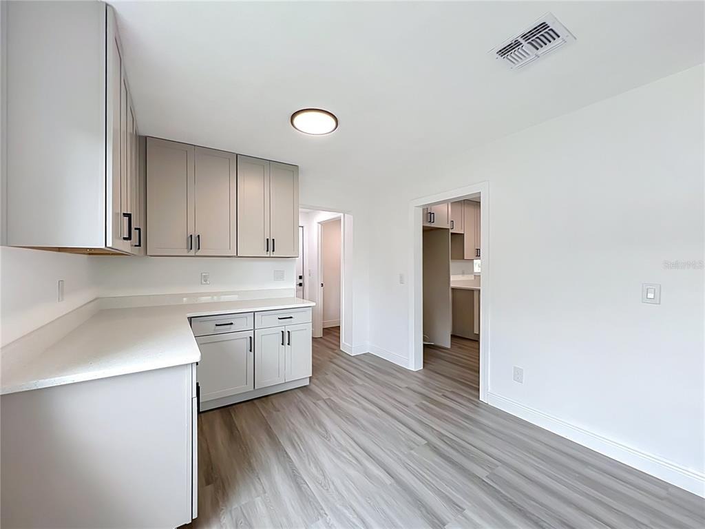 Tradewinds Trl, Orlando, FL 32805 #1
