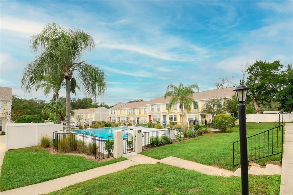 Embassy Park Ct, Dade City, FL 33525