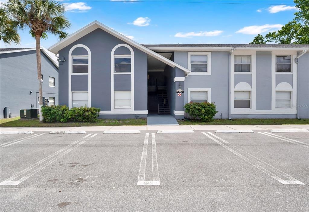 Pershing Pointe Pl, Orlando, FL 32822