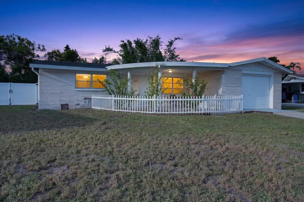 Calais Dr, Holiday, FL 34690