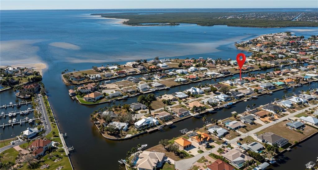 Sinclair St, Port Charlotte, FL 33952