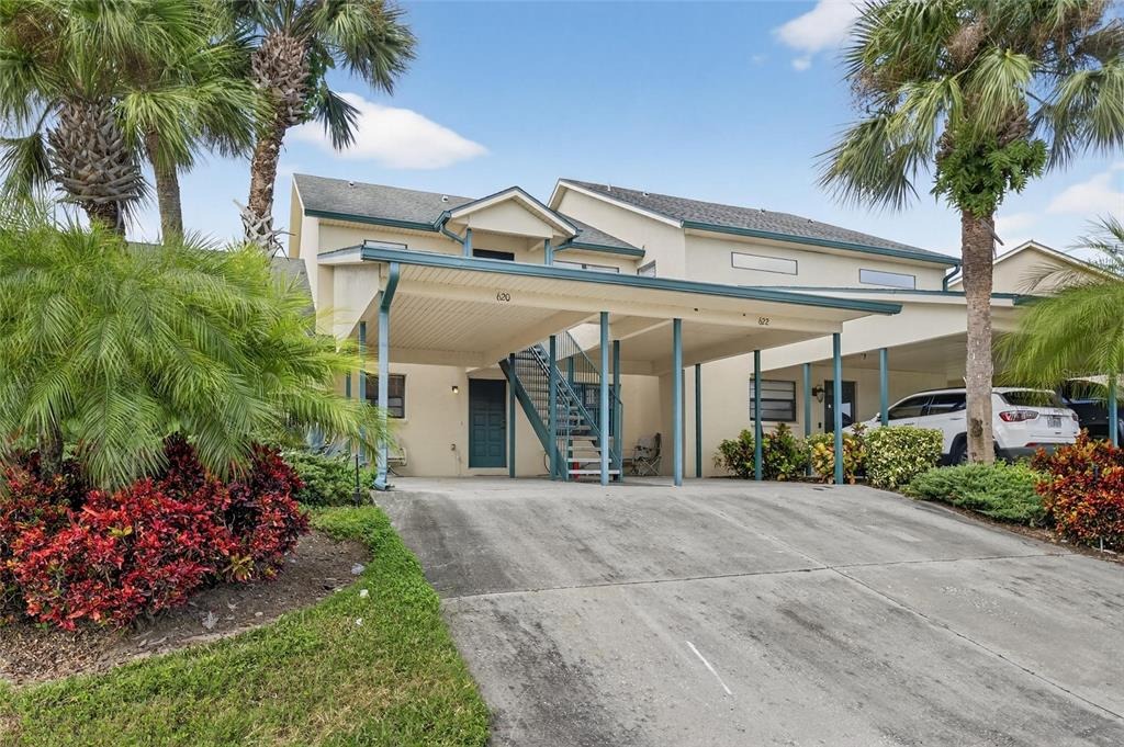 Yardarm Dr, Apollo Beach, FL 33572