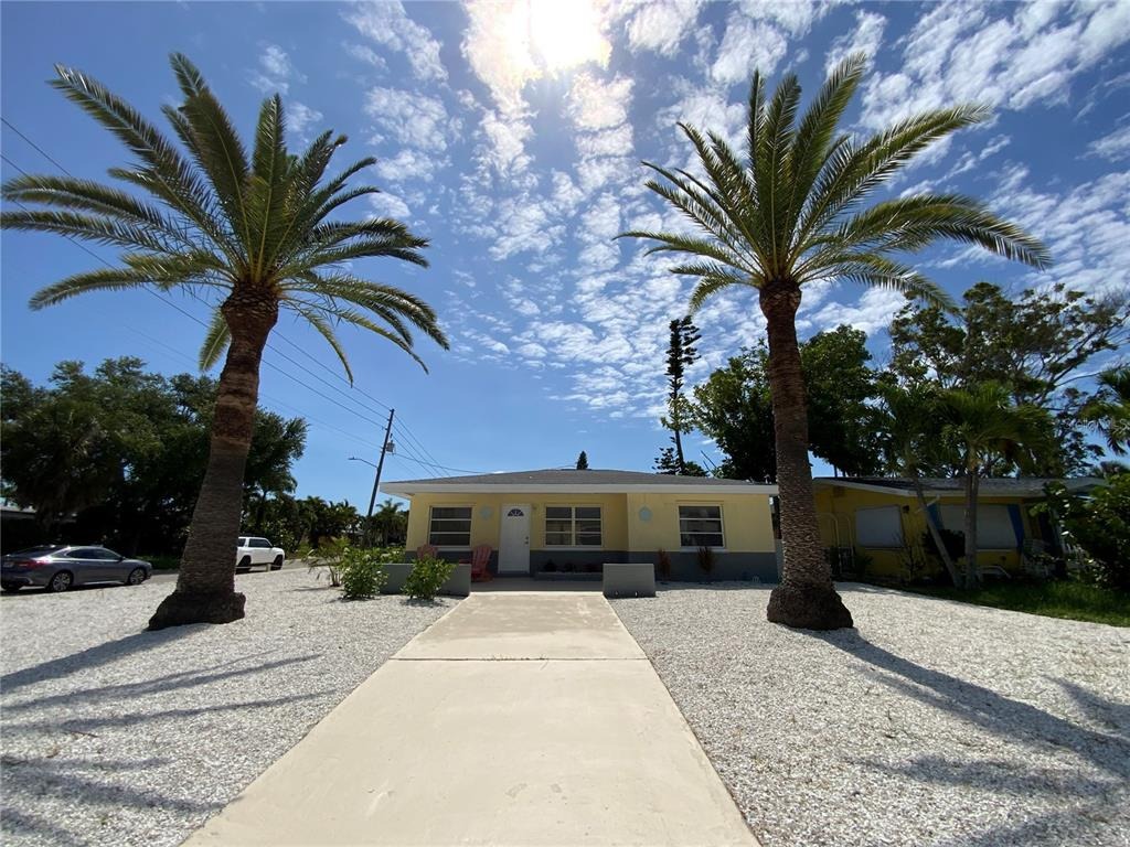 Corey Way, South Pasadena, FL 33707