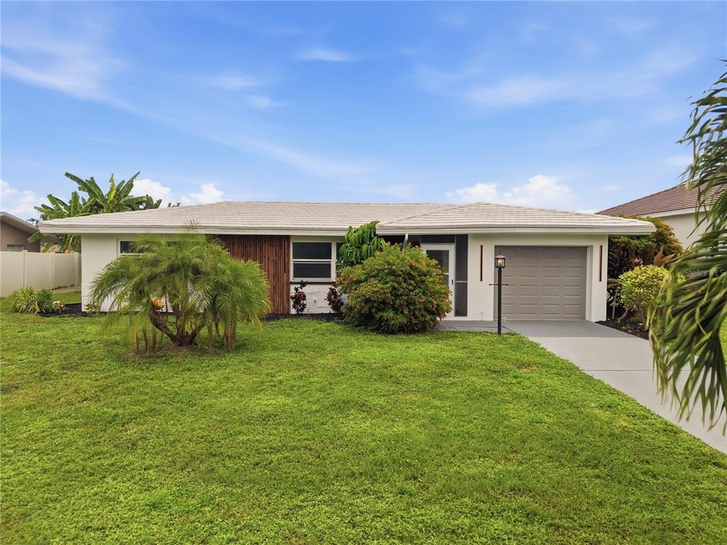 18th Pl, Cape Coral, FL 33904