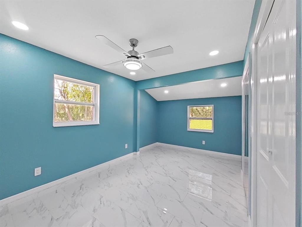 33rd St, Ruskin, FL 33570 #1
