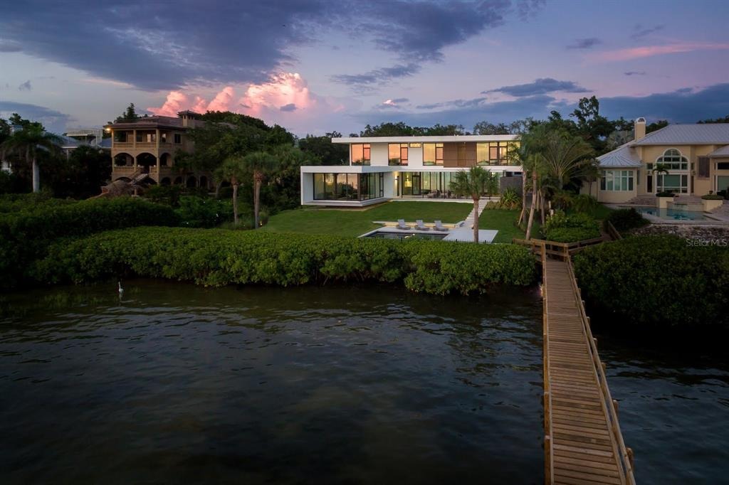 Bayview Dr, Sarasota, FL 34239