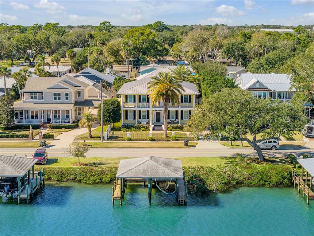 Riverside Dr, New Smyrna Beach, FL 32168