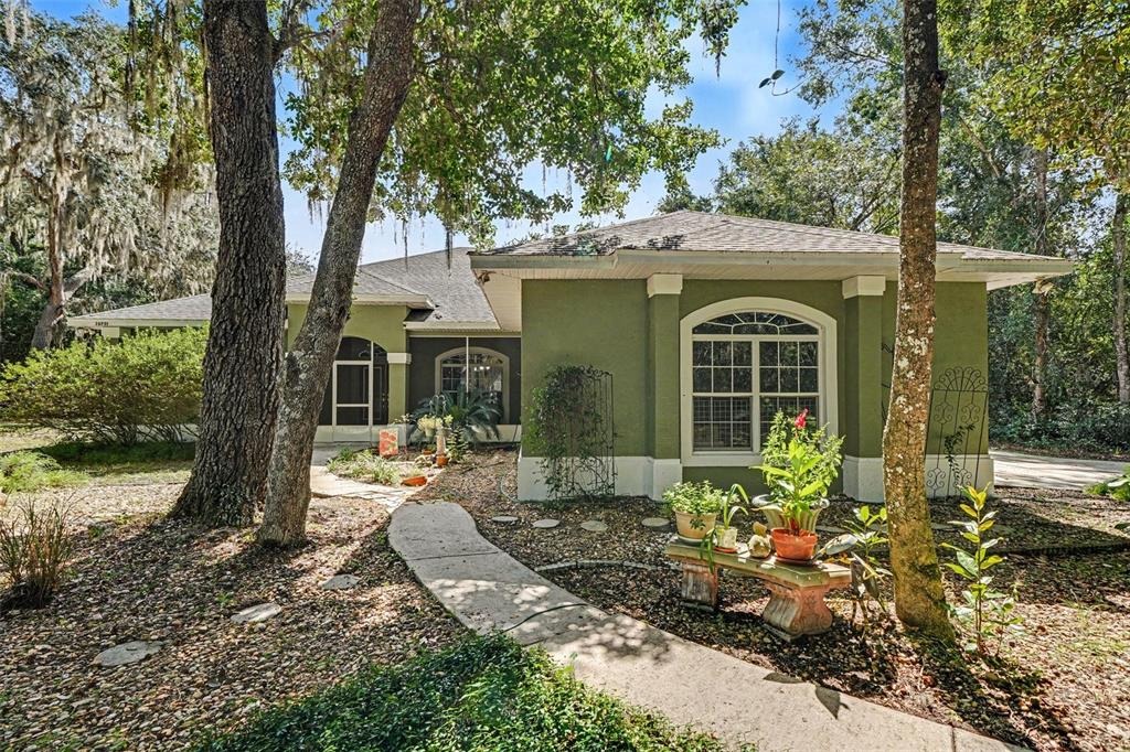 181st Ter, Weirsdale, FL 32195
