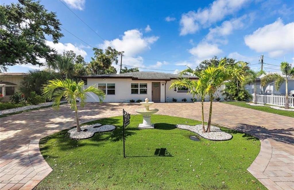 Flamingo Way, Saint Petersburg, FL 33707