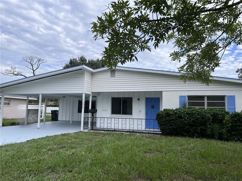 17th Ave, Bradenton, FL 34205