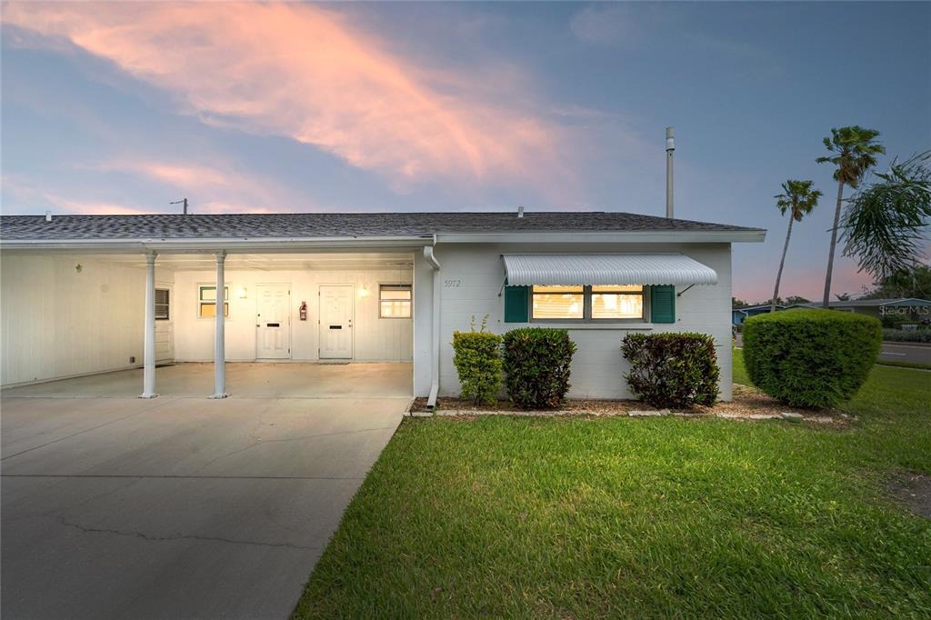 Hibiscus Dr, Bradenton, FL 34207