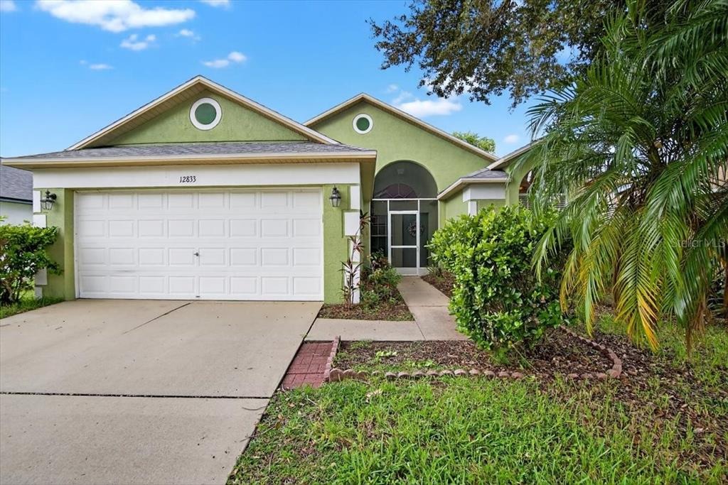 Kings Lake Dr, Gibsonton, FL 33534
