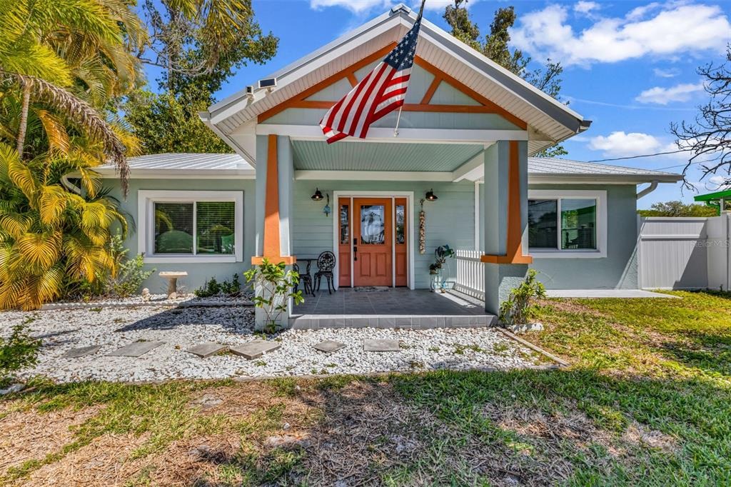 Winson Ave, Englewood, FL 34223