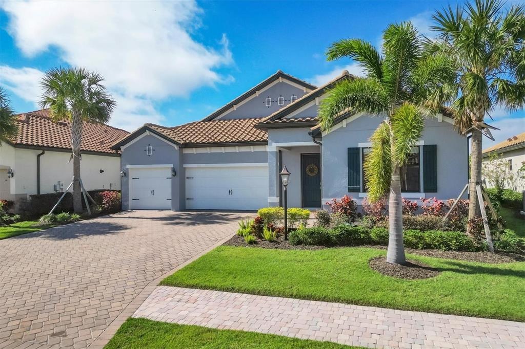 Highgate Ln, Bradenton, FL 34202