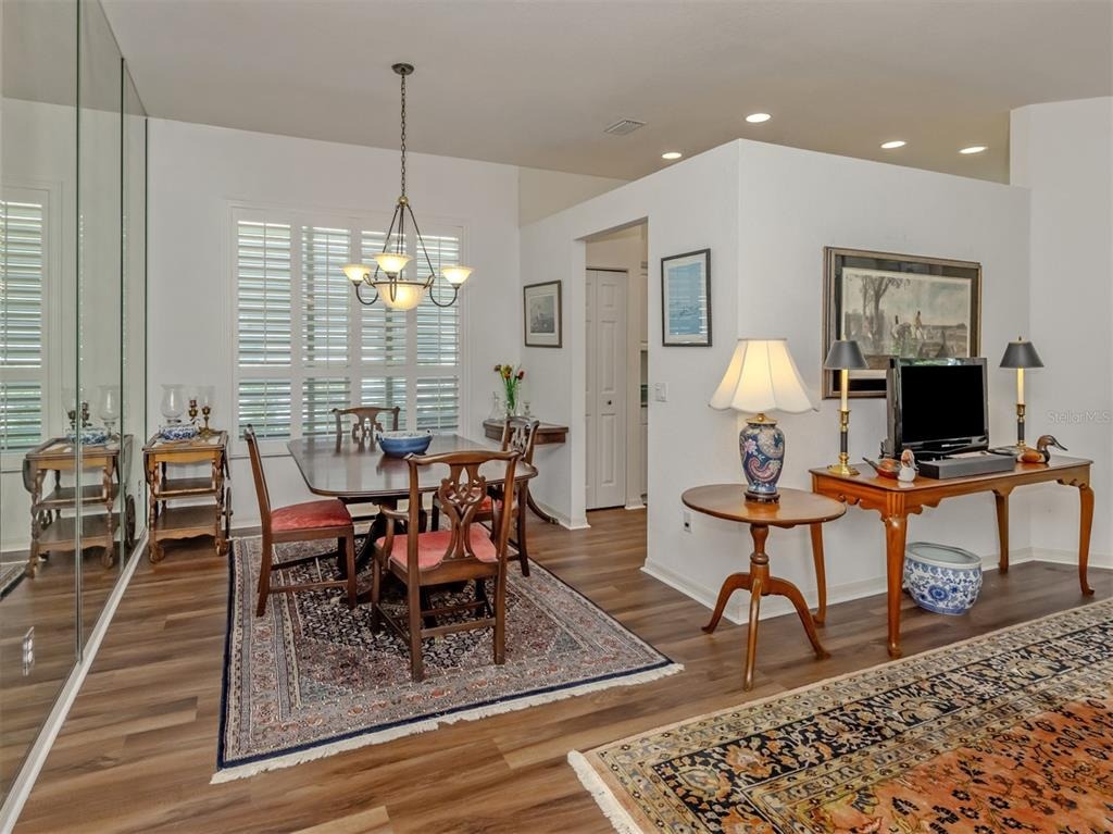 Fallbrook Dr, Venice, FL 34292 #1