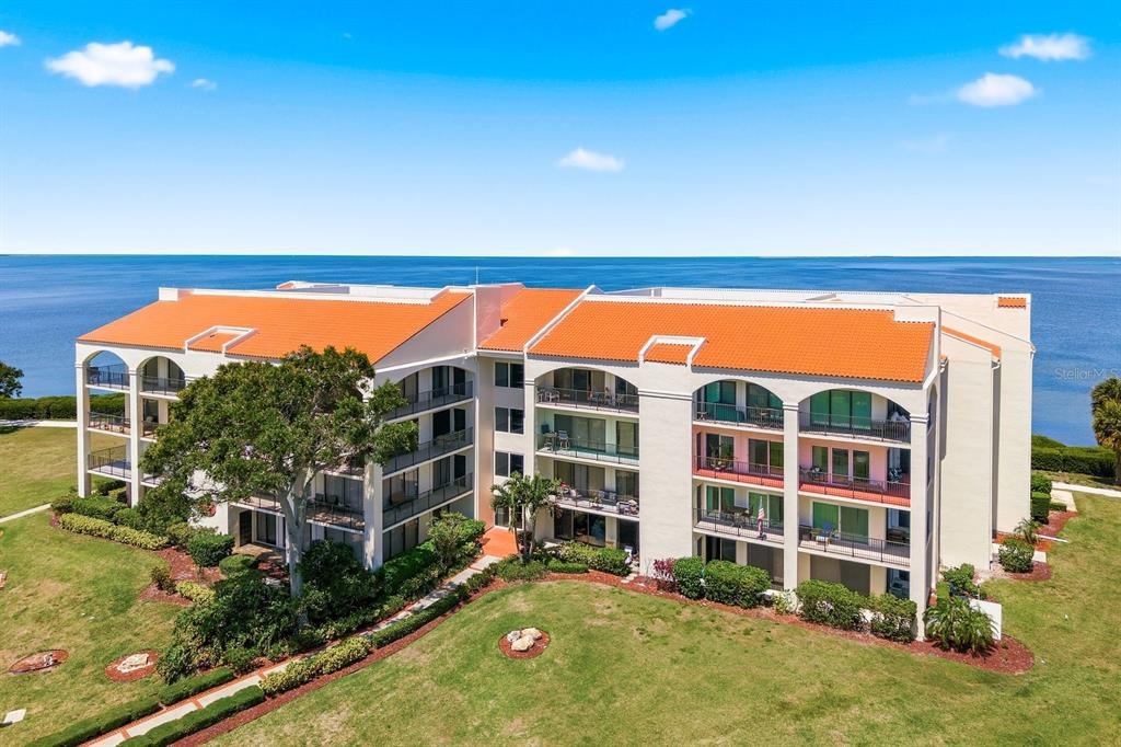 Mariner Dr, Tarpon Springs, FL 34689