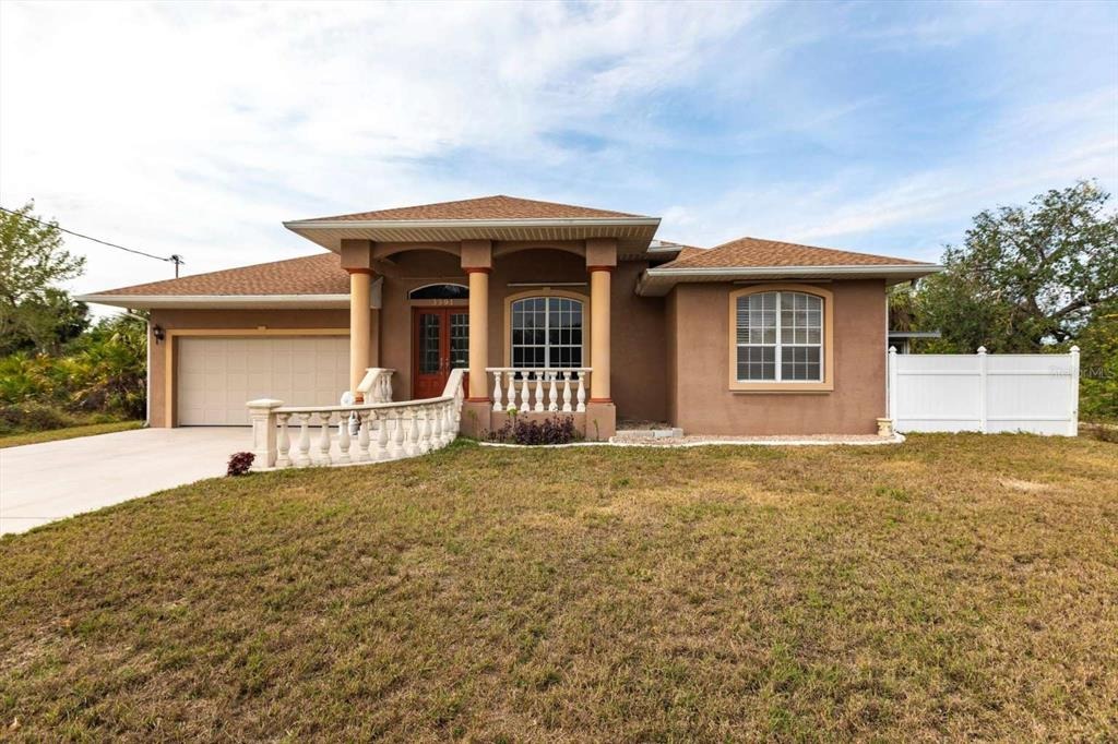 Knox Ter, Port Charlotte, FL 33948