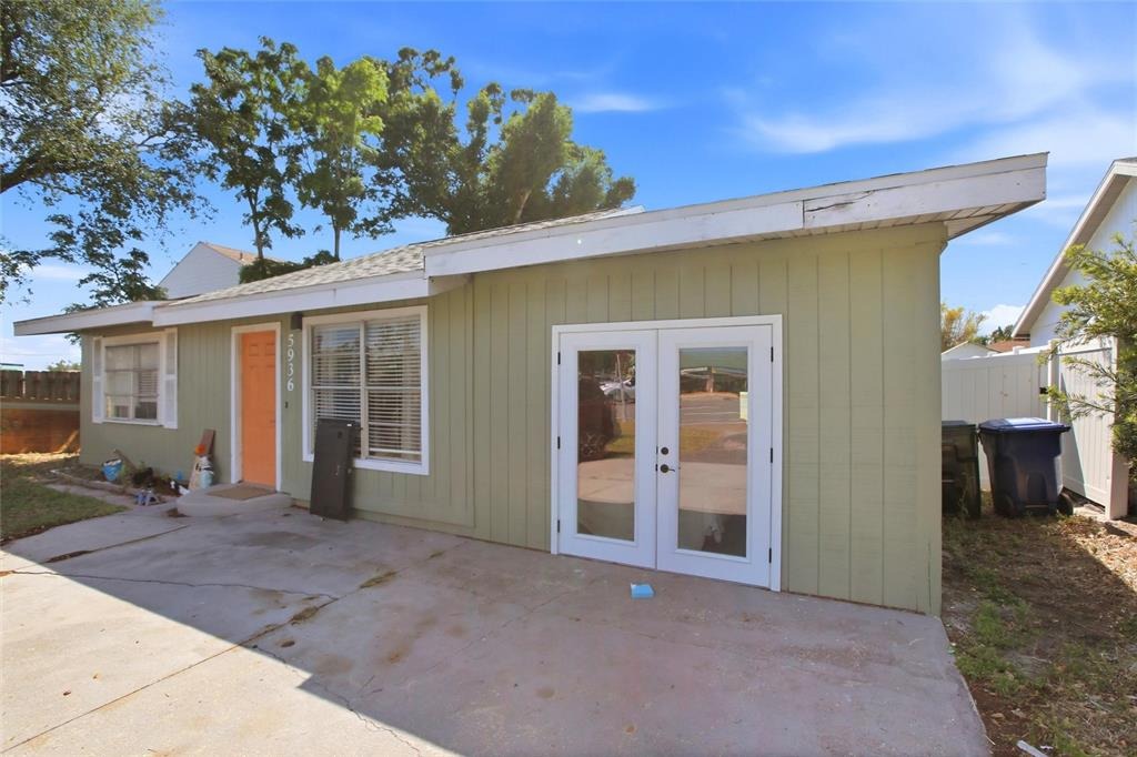 Albert Pl, Sarasota, FL 34231