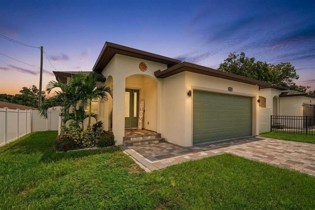 Gomez Ave, Tampa, FL 33614