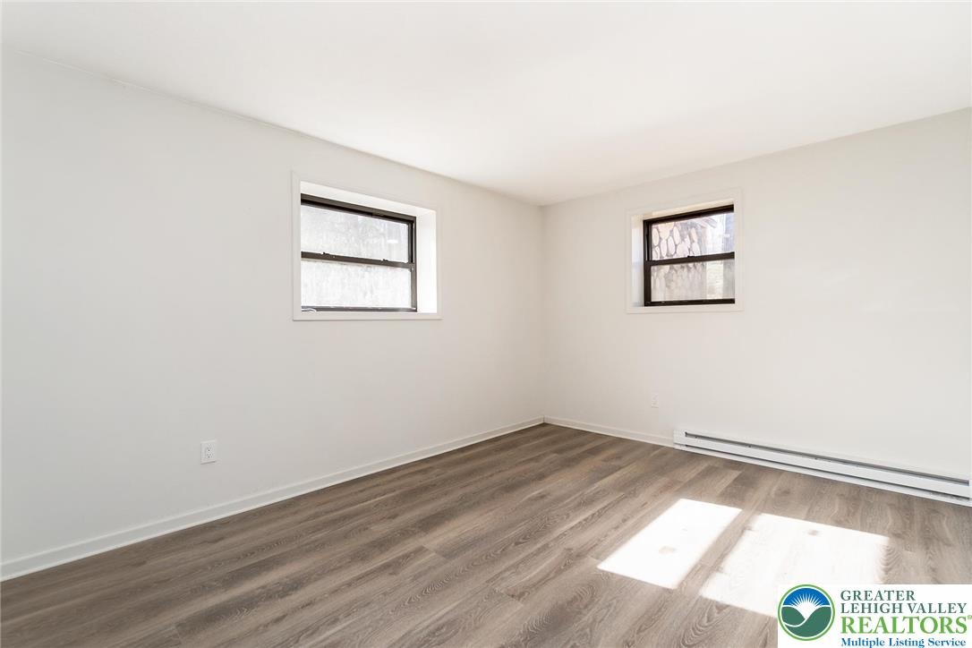 Acorn Ln, Kunkletown, PA 18058