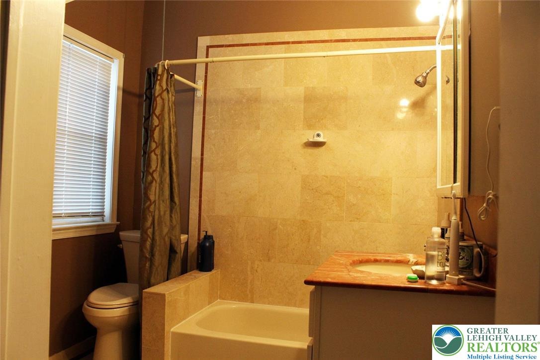 Scenic Dr, Danielsville, PA 18038 #1