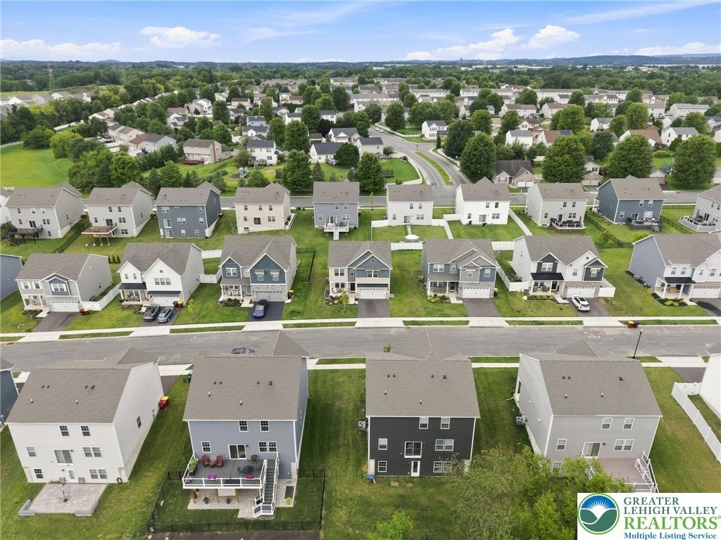 Knollwood Dr, Easton, PA 18040