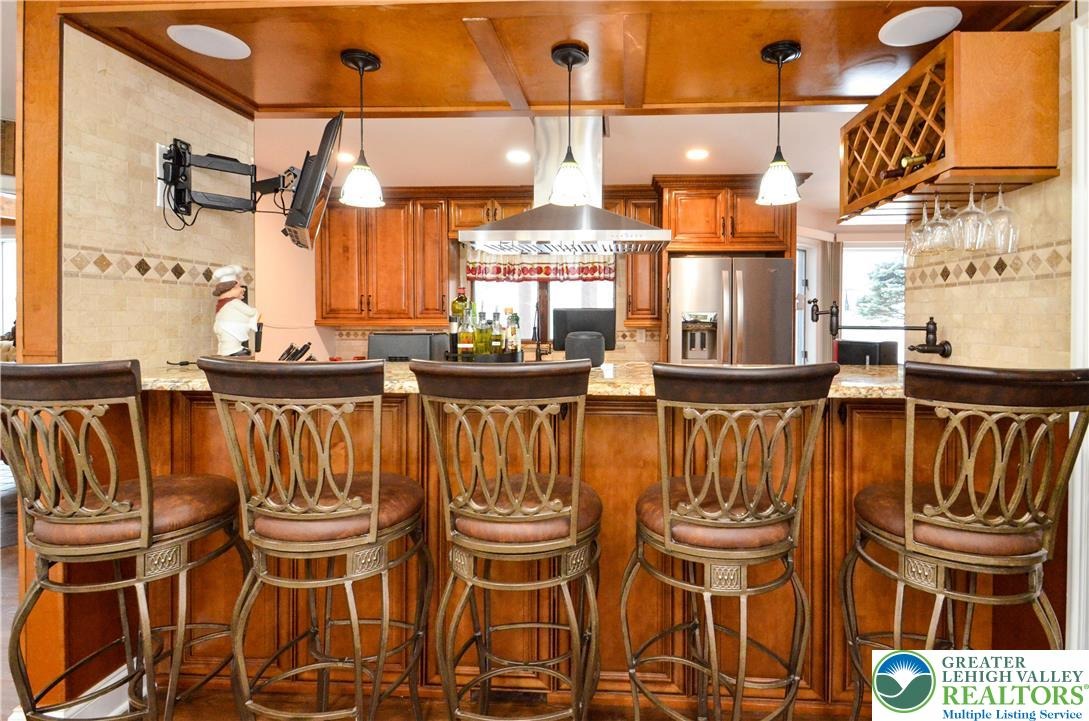 Wendi Dr, Zionsville, PA 18092 #1