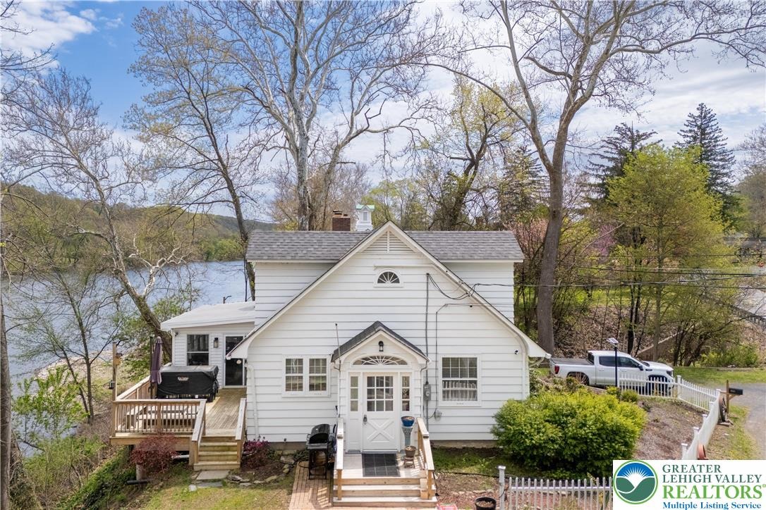 River Rd, Mount Bethel, PA 18343