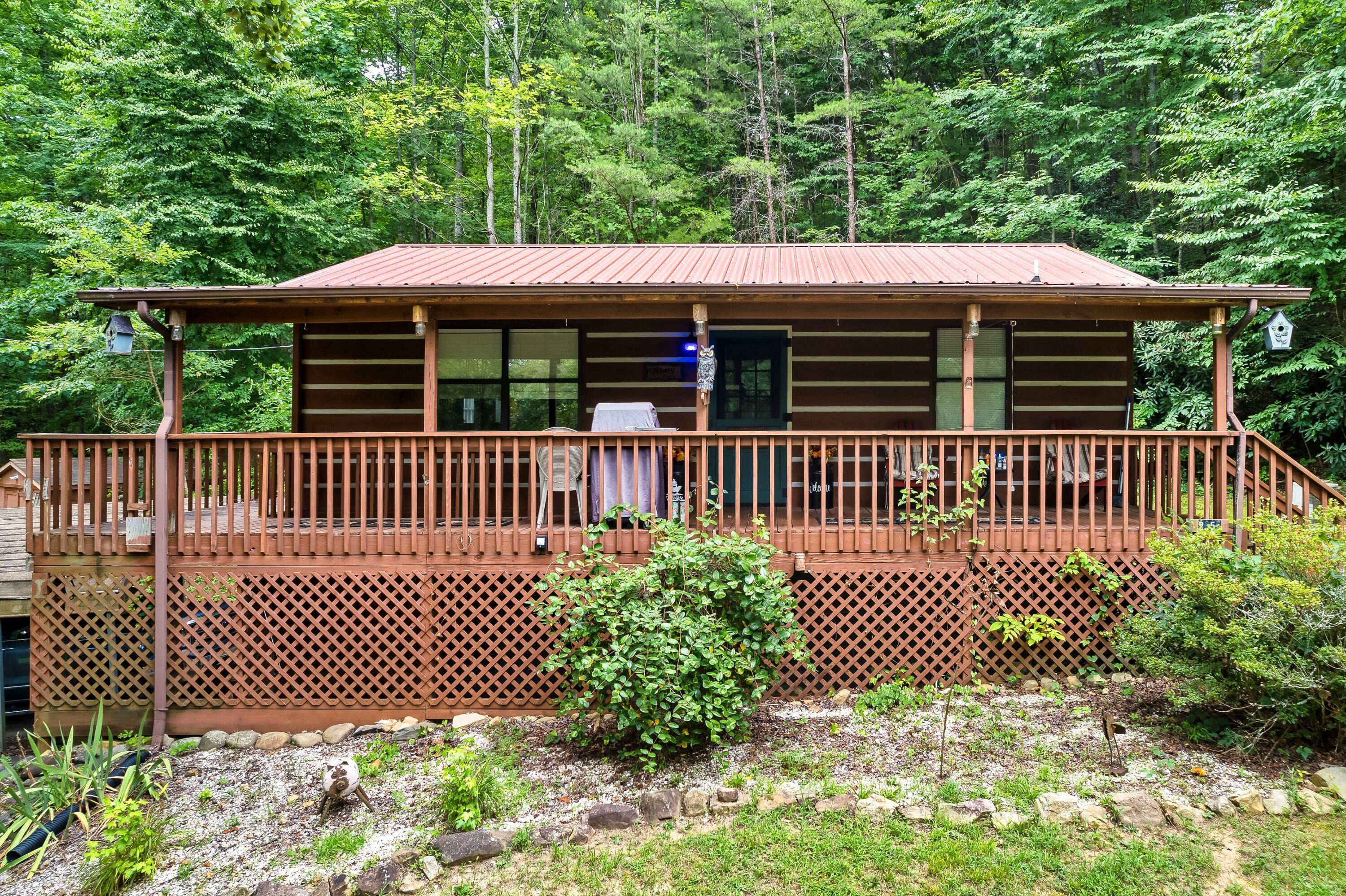 Craig Circle Way, Cosby, TN 37722