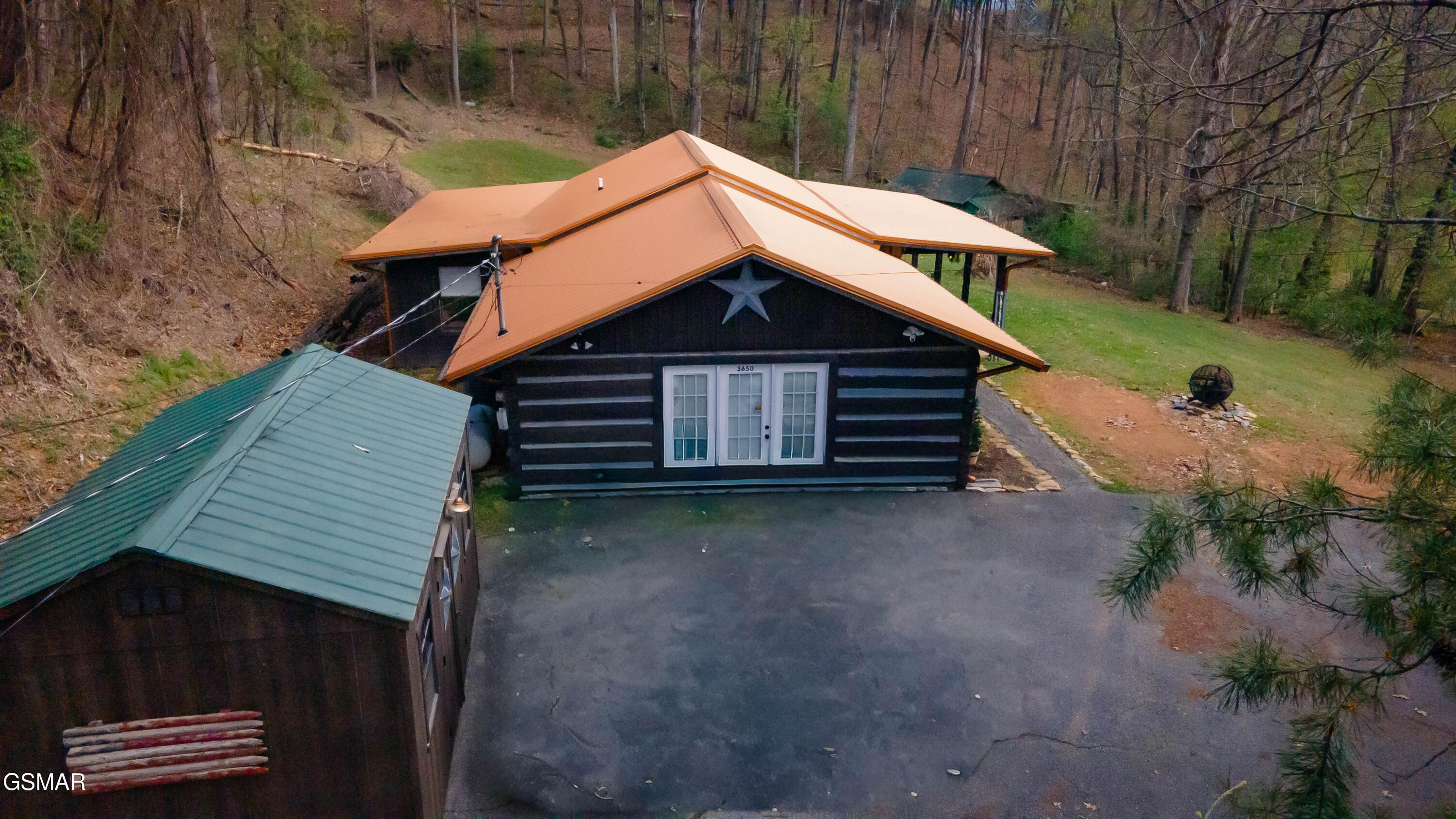 Four Seasons Ln, Sevierville, TN 37862