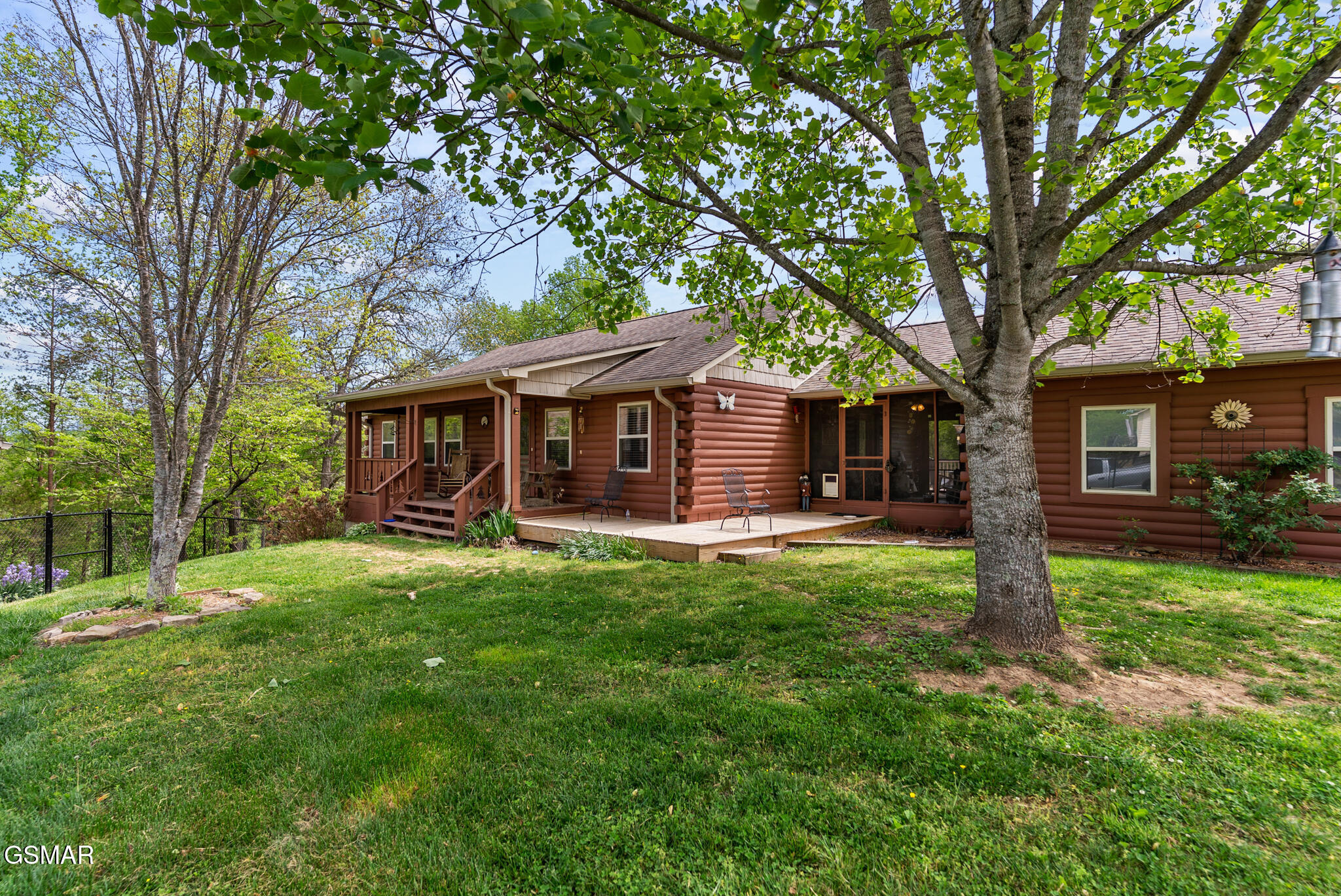Harold Dr, Maryville, TN 37803