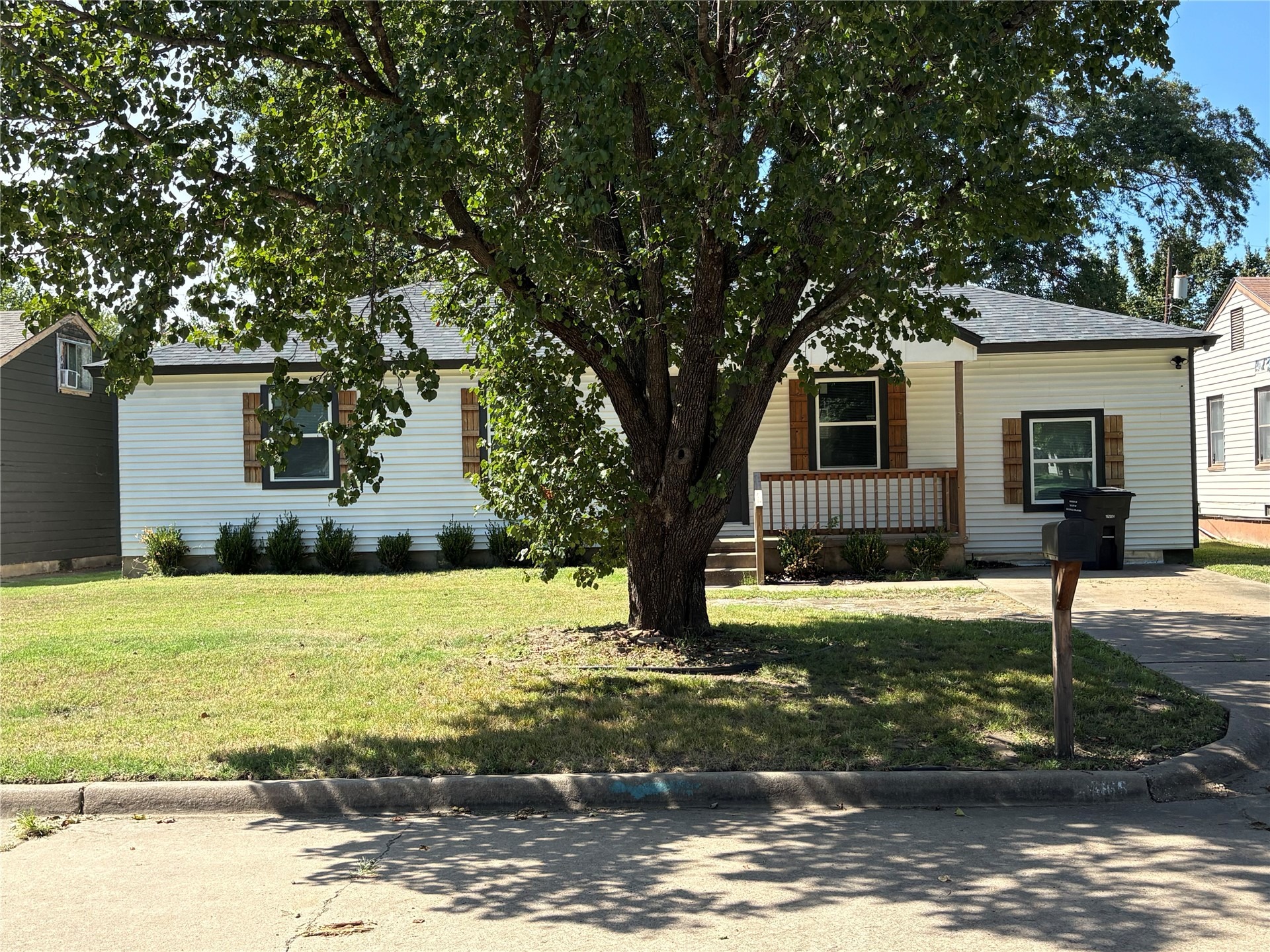 Oklahoma Ave, Bartlesville, OK 74003
